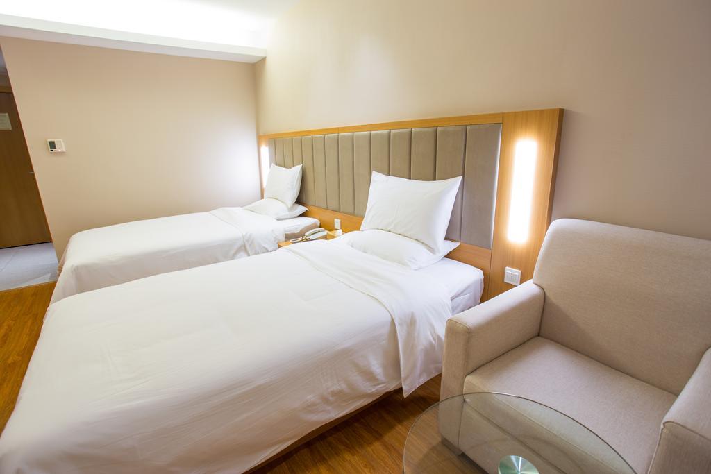 Ji Hotel Shenyang Middle Street Exterior photo