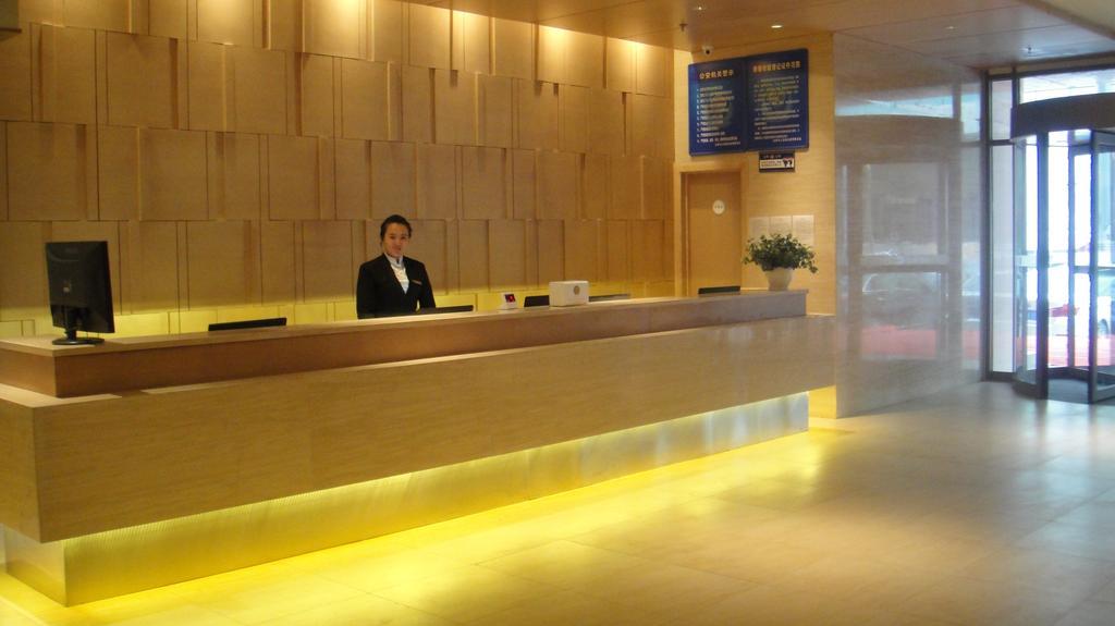 Ji Hotel Shenyang Middle Street Exterior photo