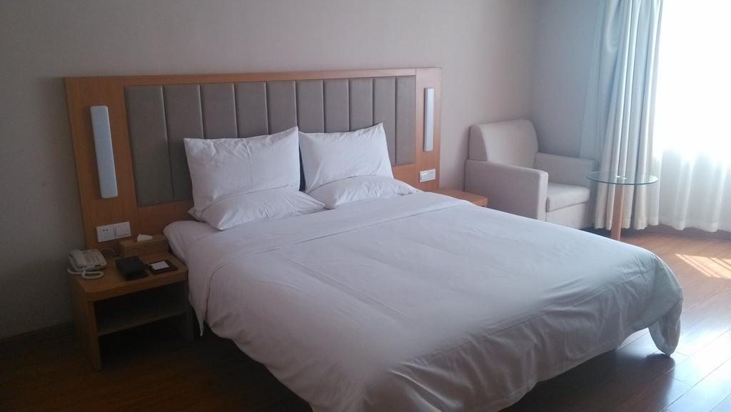 Ji Hotel Shenyang Middle Street Room photo